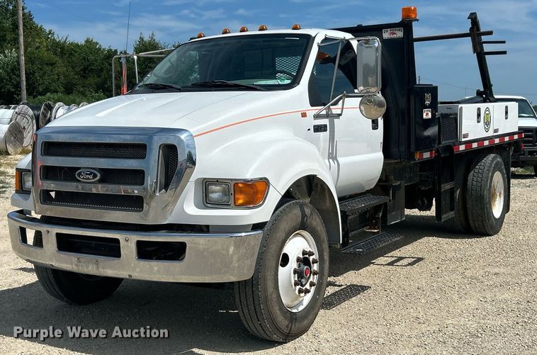 2007 Ford F750 Super Duty XL