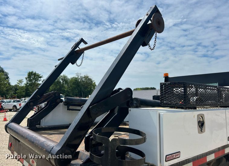 image for item EK8425 2007 Ford F750 Super Duty XL flatbed truck