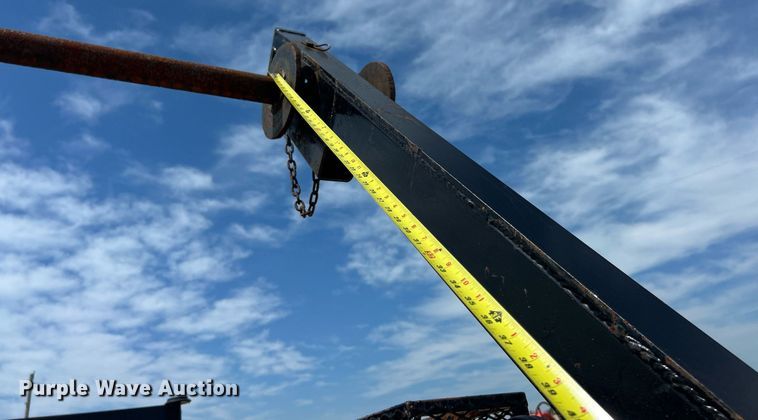 image for item EK8425 2007 Ford F750 Super Duty XL flatbed truck