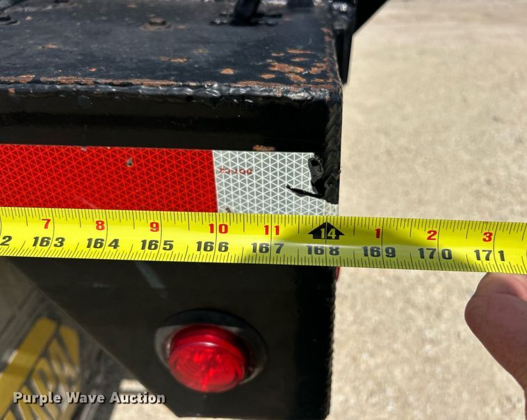 image for item EK8425 2007 Ford F750 Super Duty XL flatbed truck