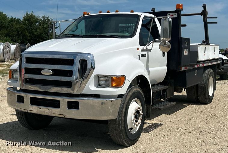 2007 Ford F750 Super Duty XL