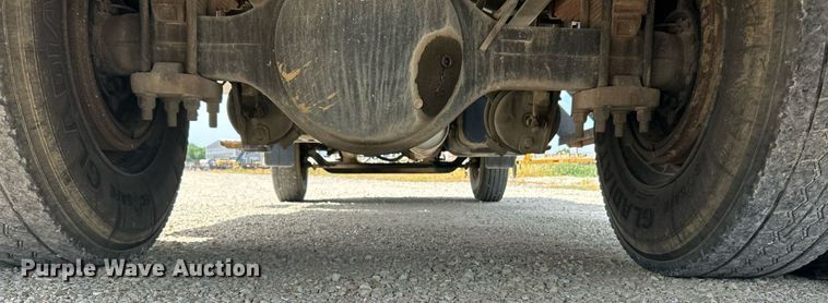 image for item EK8426 2007 Ford F750 Super Duty XL flatbed truck