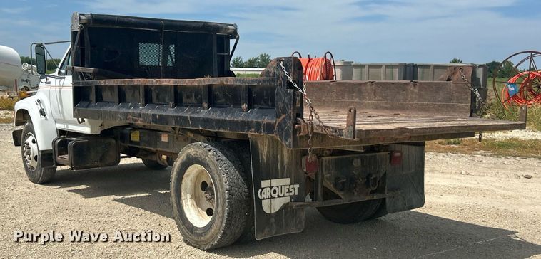 image for item EK8427 1998 Ford F800 dump truck