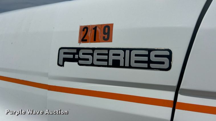 image for item EK8427 1998 Ford F800 dump truck