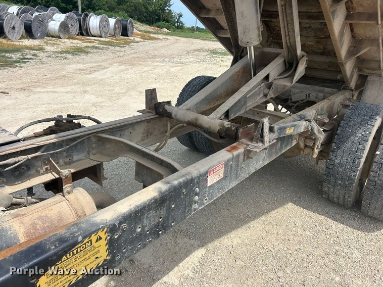 image for item EK8427 1998 Ford F800 dump truck