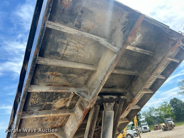 image for item EK8427 1998 Ford F800 dump truck