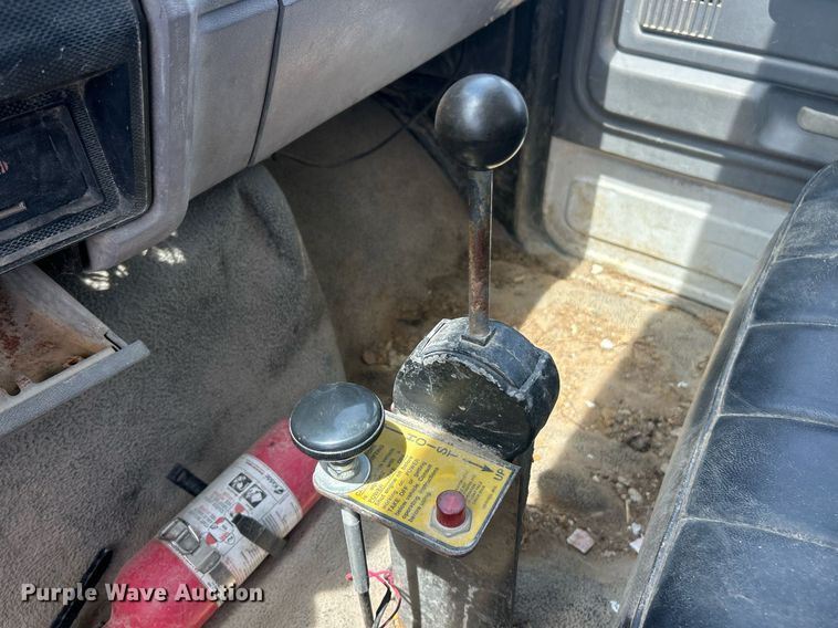 image for item EK8427 1998 Ford F800 dump truck