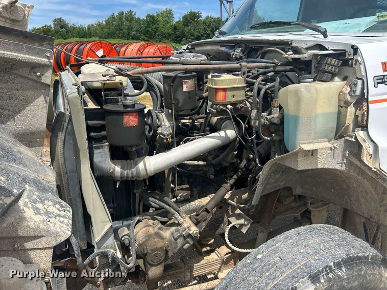 image for item EK8427 1998 Ford F800 dump truck