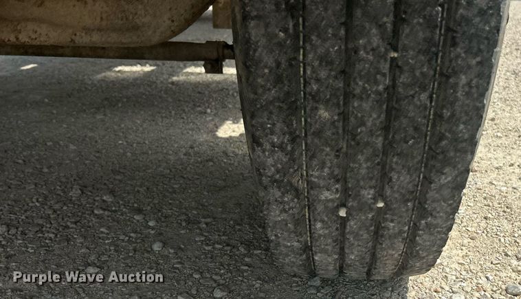 image for item EK8427 1998 Ford F800 dump truck