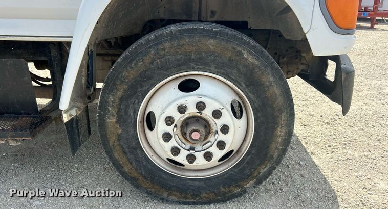 image for item EK8427 1998 Ford F800 dump truck