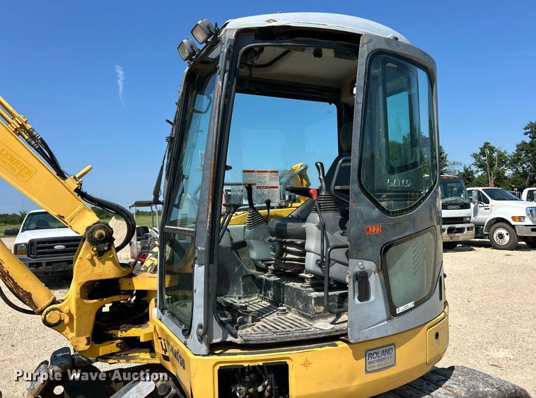 image for item EK8428 2008 Komatsu PC78MR-6 mini excavator