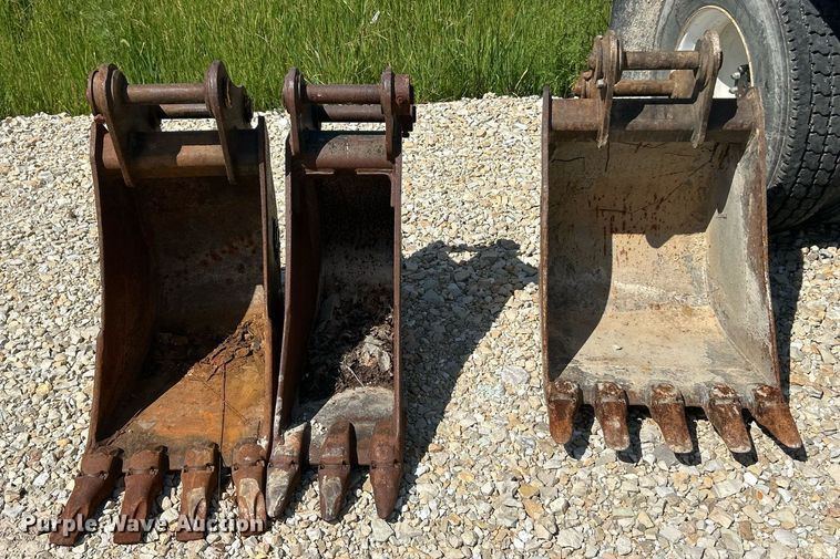 image for item EK8428 2008 Komatsu PC78MR-6 mini excavator