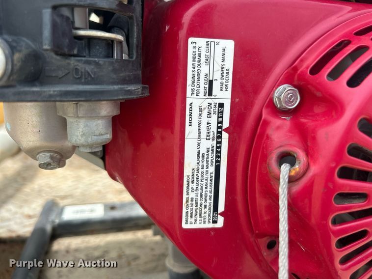 image for item EK8429 1998 International  4700 flatbed truck