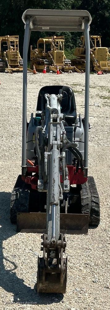EXCAVADORA 2003 TAKEUCHI TB108