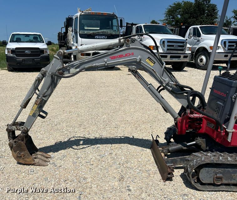 image for item EK8434 2003 Takeuchi TB108 mini excavator