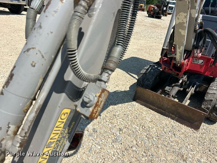 image for item EK8434 2003 Takeuchi TB108 mini excavator