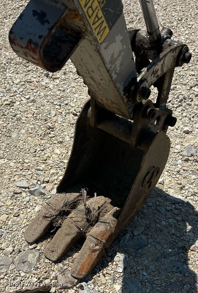 image for item EK8434 2003 Takeuchi TB108 mini excavator