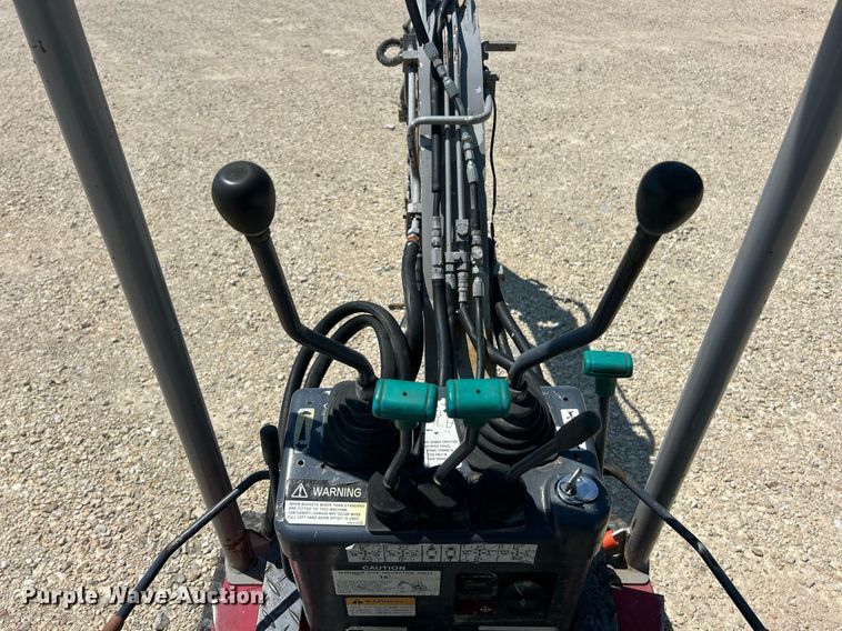 image for item EK8434 2003 Takeuchi TB108 mini excavator