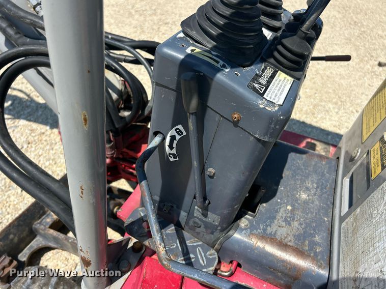 image for item EK8434 2003 Takeuchi TB108 mini excavator