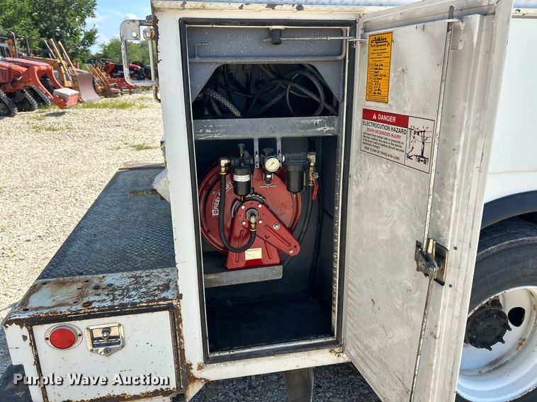 image for item EK8435 2014 International MA025 utility / service truck