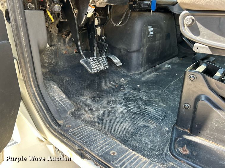 image for item EK8435 2014 International MA025 utility / service truck