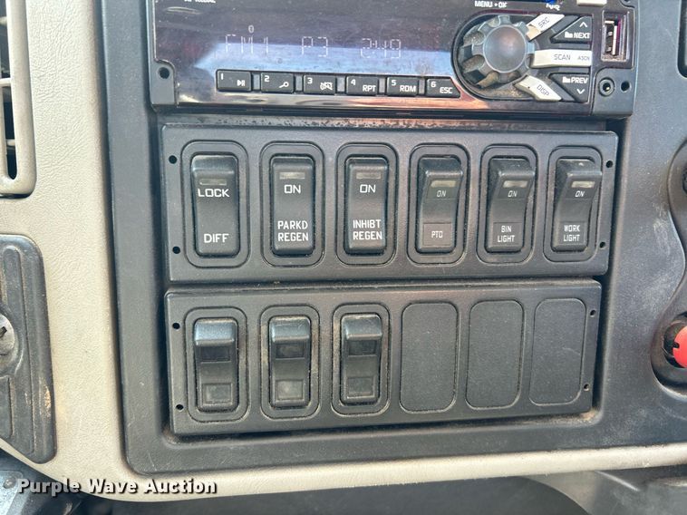 image for item EK8435 2014 International MA025 utility / service truck