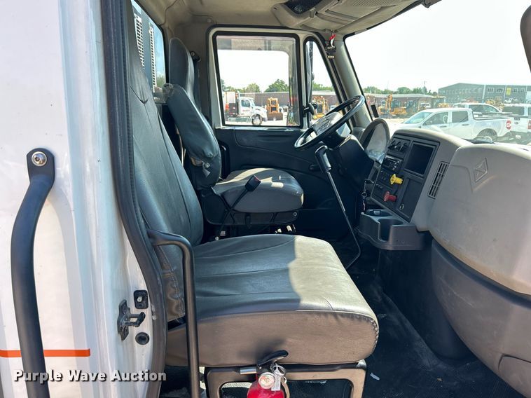 image for item EK8435 2014 International MA025 utility / service truck