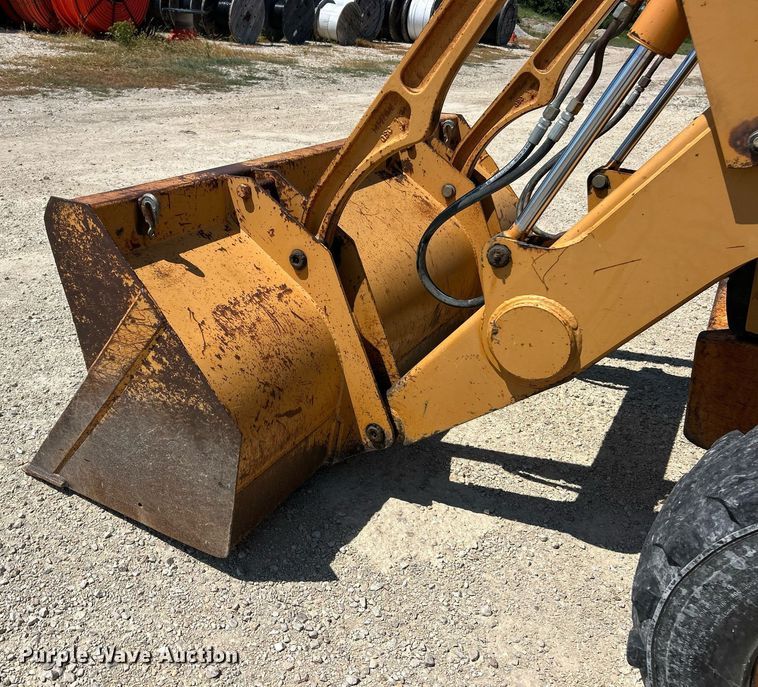 image for item EK8437 1997 Case 580 Super L backhoe