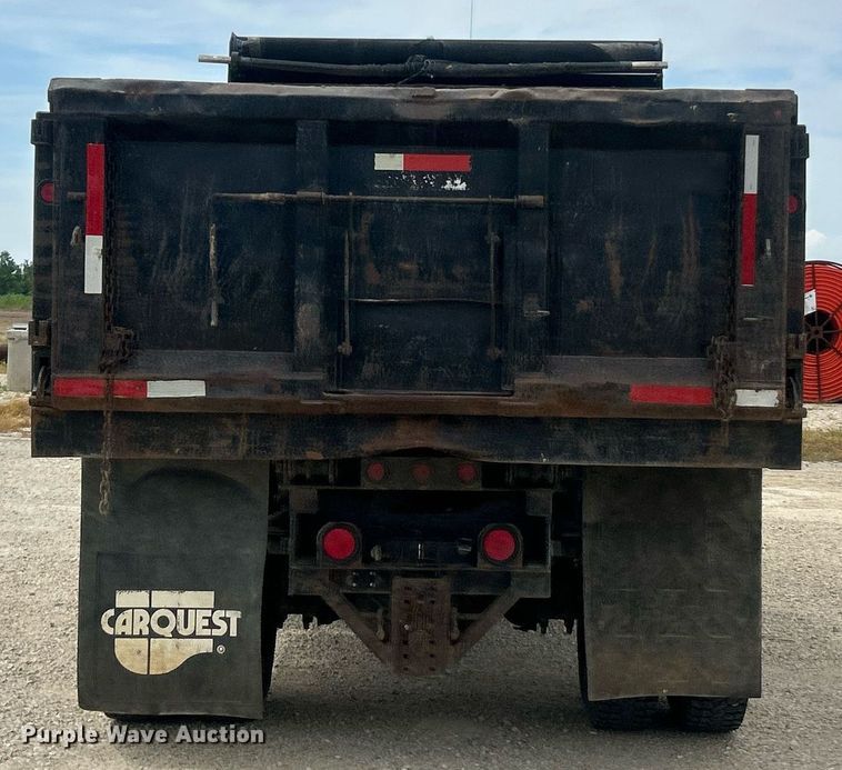 image for item EK8438 1990 Ford L9000 dump truck