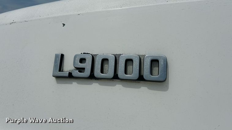 image for item EK8438 1990 Ford L9000 dump truck