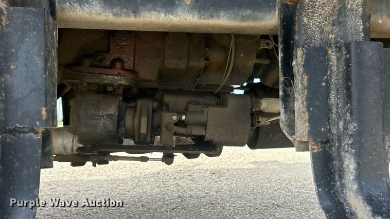 image for item EK8438 1990 Ford L9000 dump truck