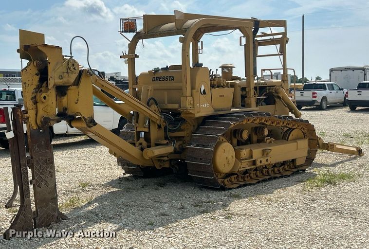 image for item EK8439 Dressta TD-15C cable plow