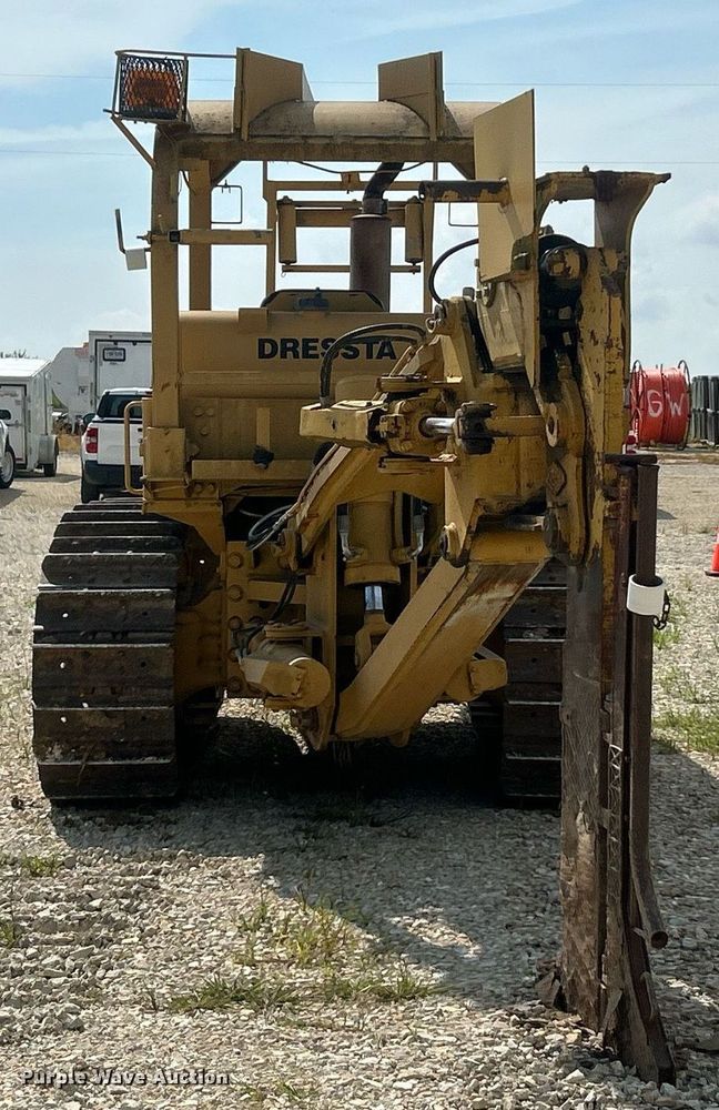 image for item EK8439 Dressta TD-15C cable plow