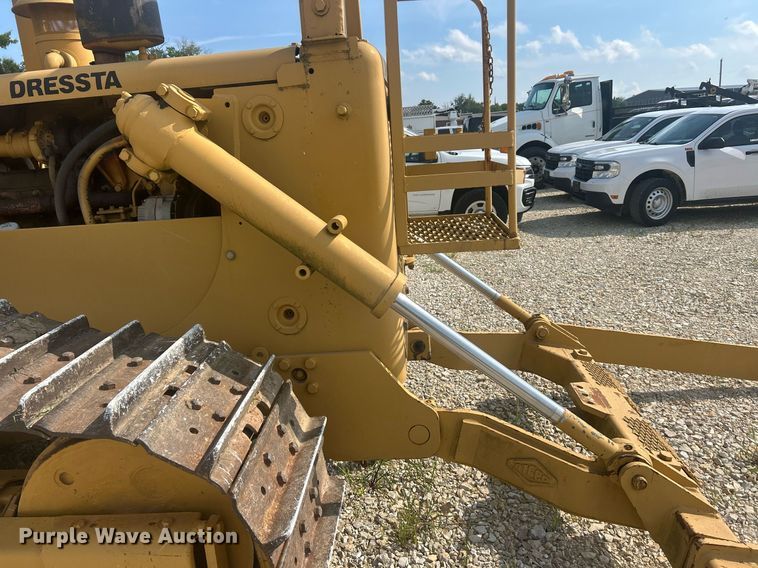 image for item EK8439 Dressta TD-15C cable plow