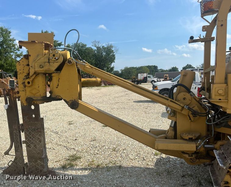 image for item EK8439 Dressta TD-15C cable plow