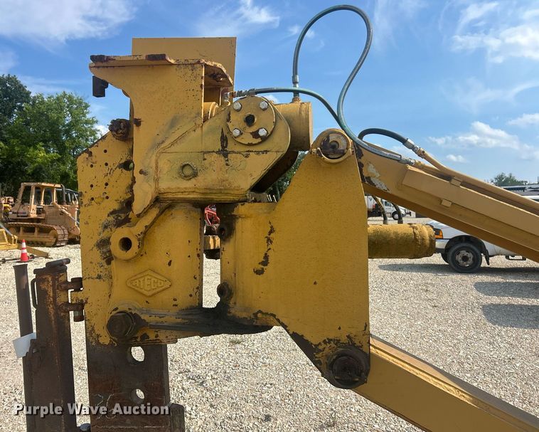 image for item EK8439 Dressta TD-15C cable plow