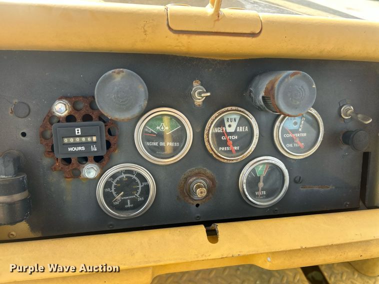 image for item EK8439 Dressta TD-15C cable plow