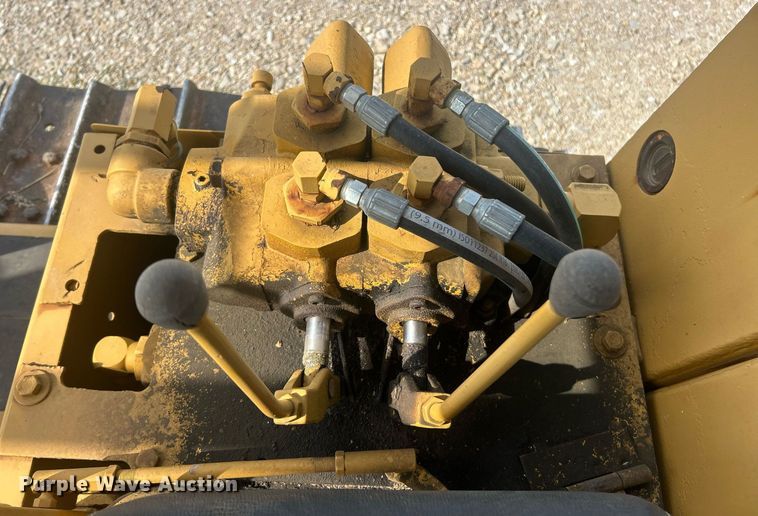 image for item EK8439 Dressta TD-15C cable plow