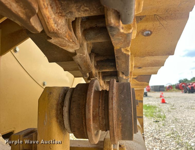 image for item EK8439 Dressta TD-15C cable plow