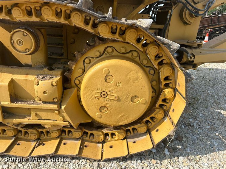 image for item EK8439 Dressta TD-15C cable plow