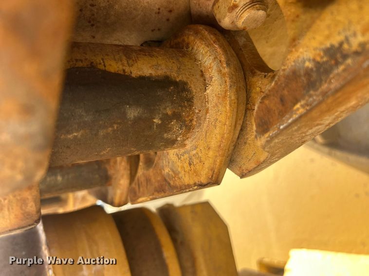 image for item EK8439 Dressta TD-15C cable plow