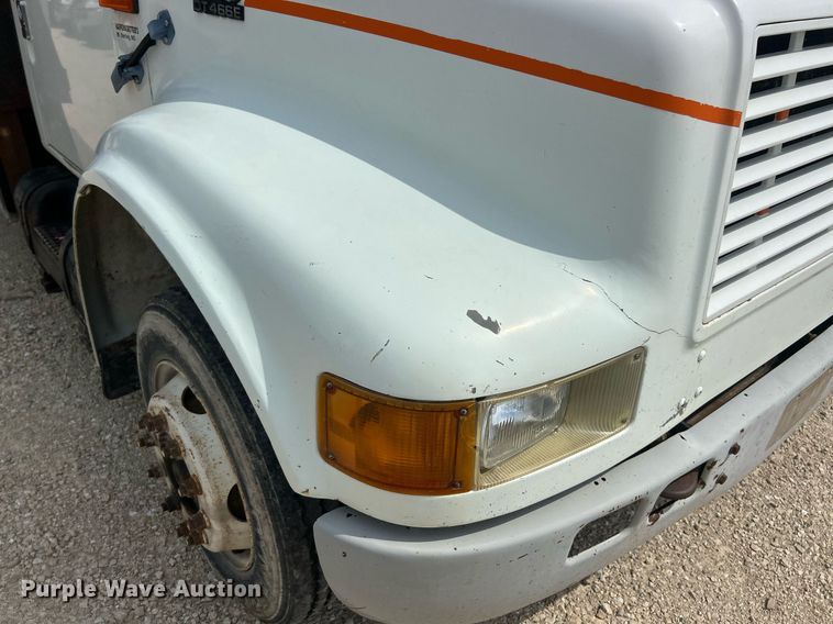 image for item EK8440 1999 International 4700 Low Profile flatbed truck