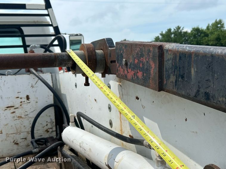 image for item EK8440 1999 International 4700 Low Profile flatbed truck