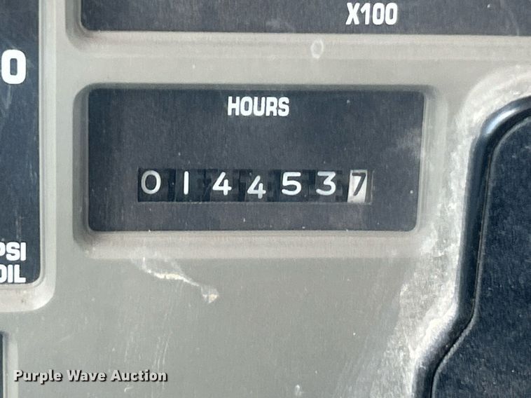 image for item EK8440 1999 International 4700 Low Profile flatbed truck