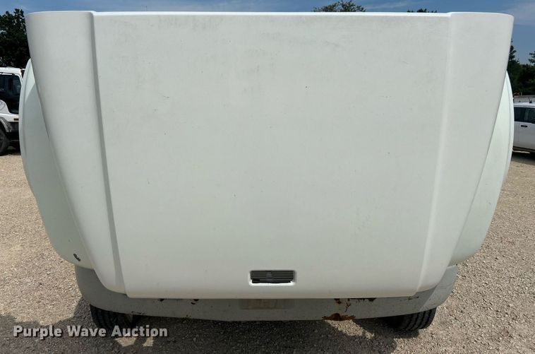 image for item EK8440 1999 International 4700 Low Profile flatbed truck