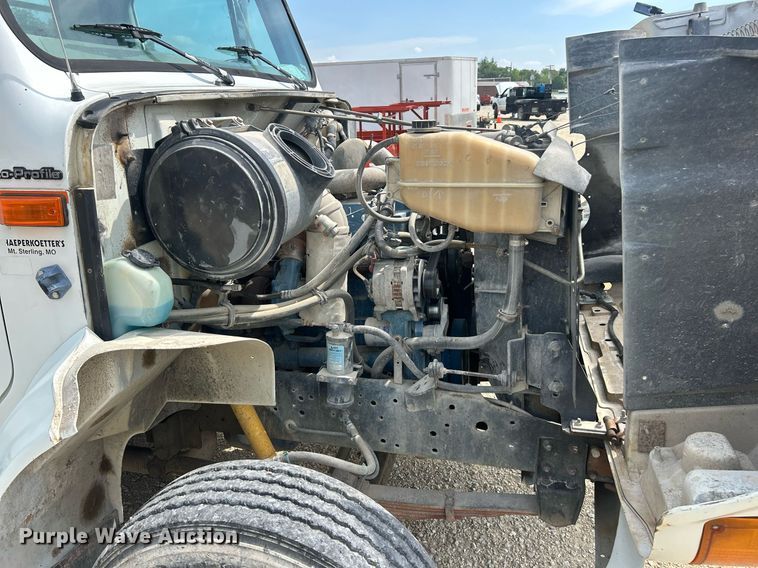 image for item EK8440 1999 International 4700 Low Profile flatbed truck