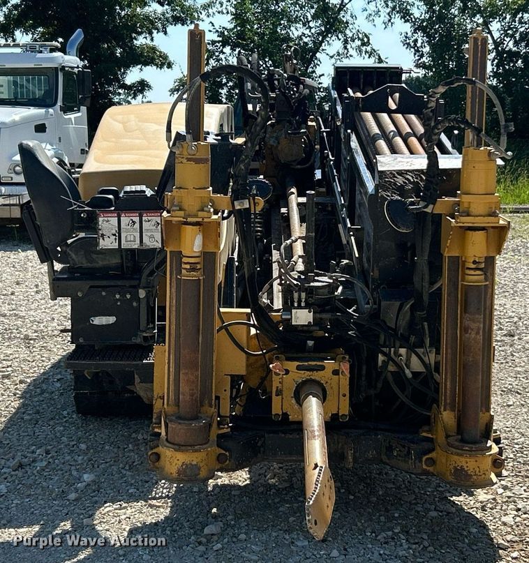 image for item EK8443 2014 Vermeer D24X40 Series II Navigator directional boring unit