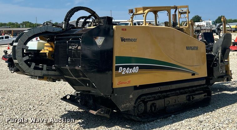 image for item EK8443 2014 Vermeer D24X40 Series II Navigator directional boring unit