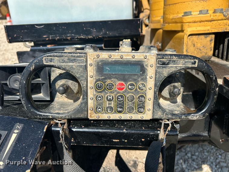 image for item EK8443 2014 Vermeer D24X40 Series II Navigator directional boring unit