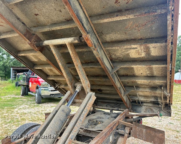 image for item EK8450 2014 Dodge Ram 5500  Crew Cab dump truck